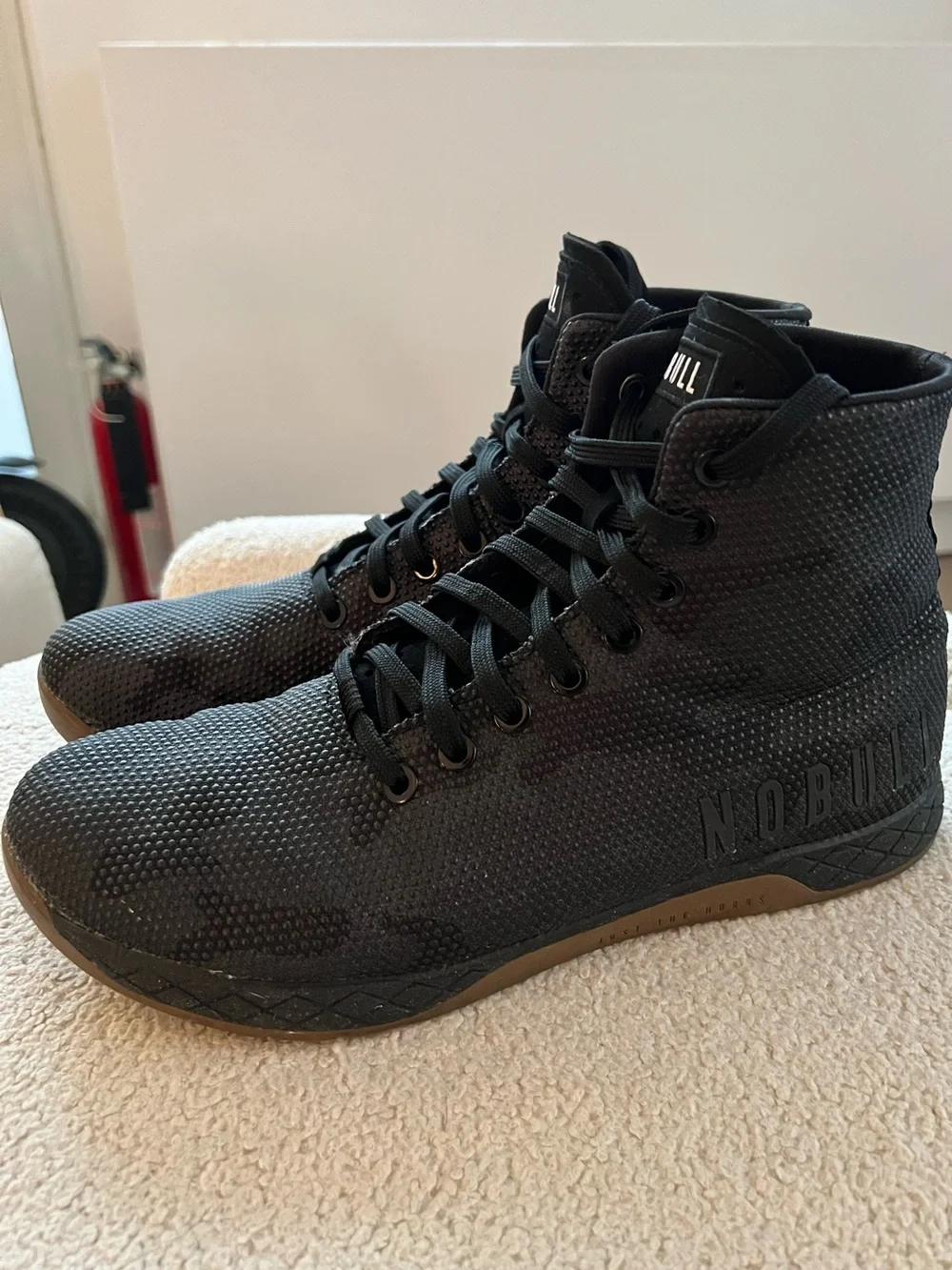 NOBULL Outwork High Top Trainer Sneakers Shoes Black Camo / Gum Mens Size 9